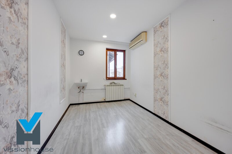 Piata Unirii inchiriere duplex, pretabil birouri